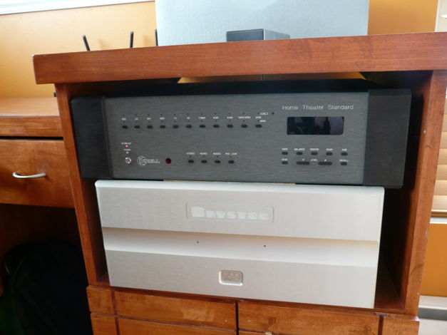 Krell HTS 5.1 Home Theater Standard 5.1 Channel very cl...