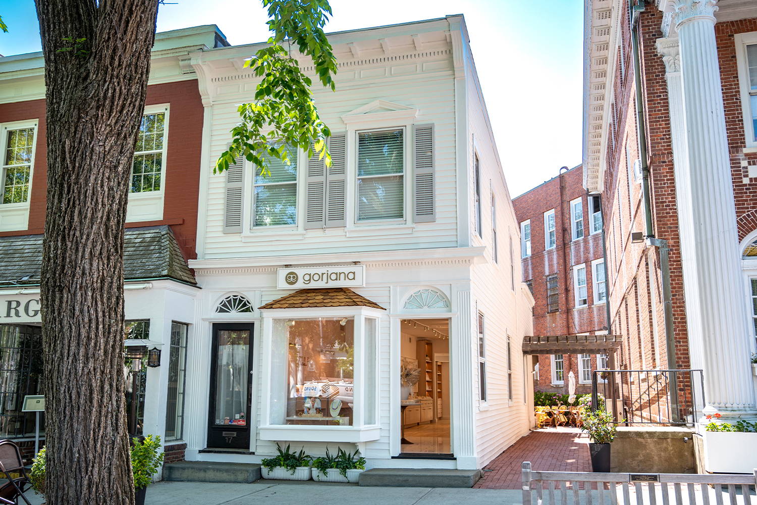 Southampton Store Details gorjana