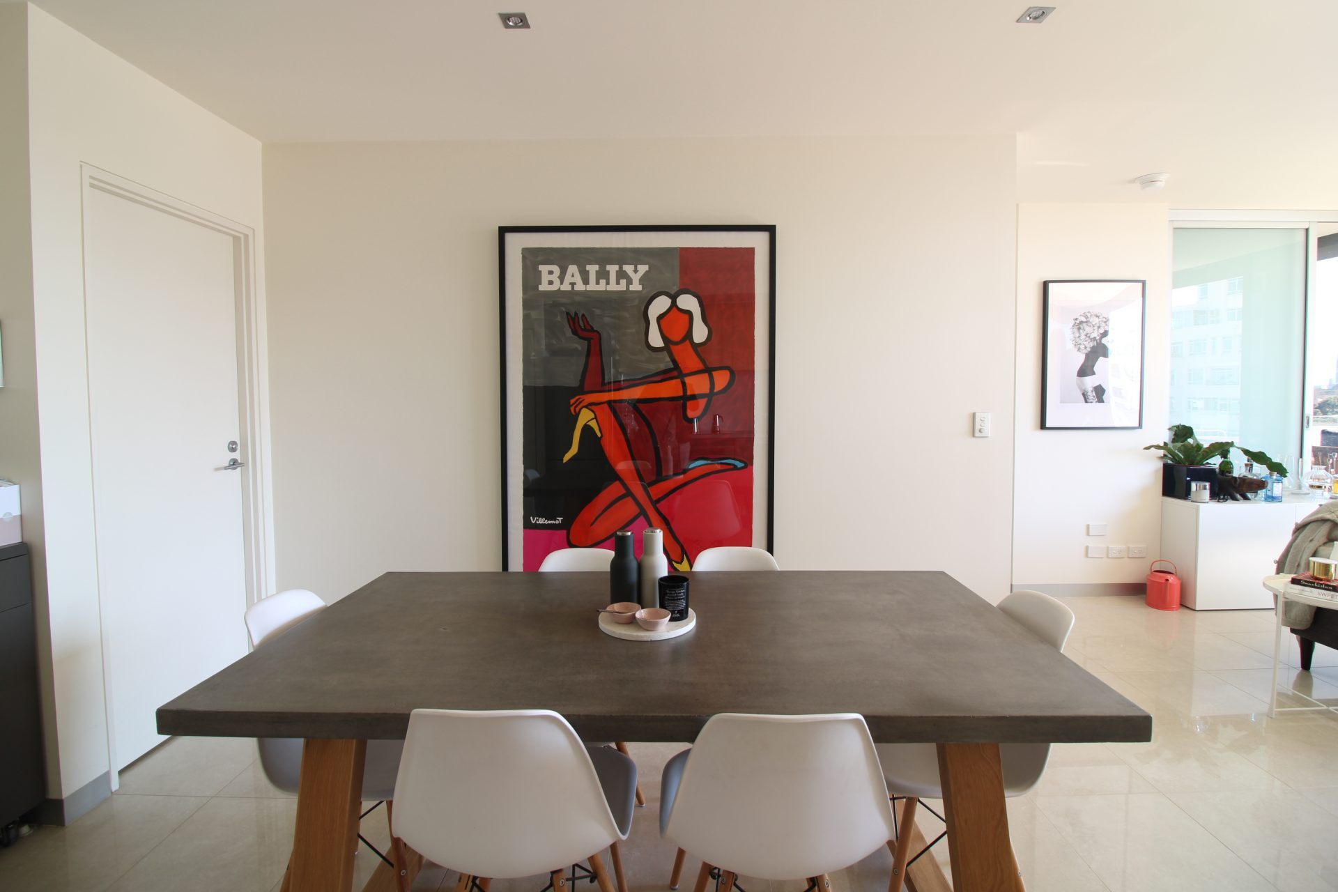 Spacious Top Floor Residence inc. Dazzling City and part Water Views- Port Melbourne - Image 6