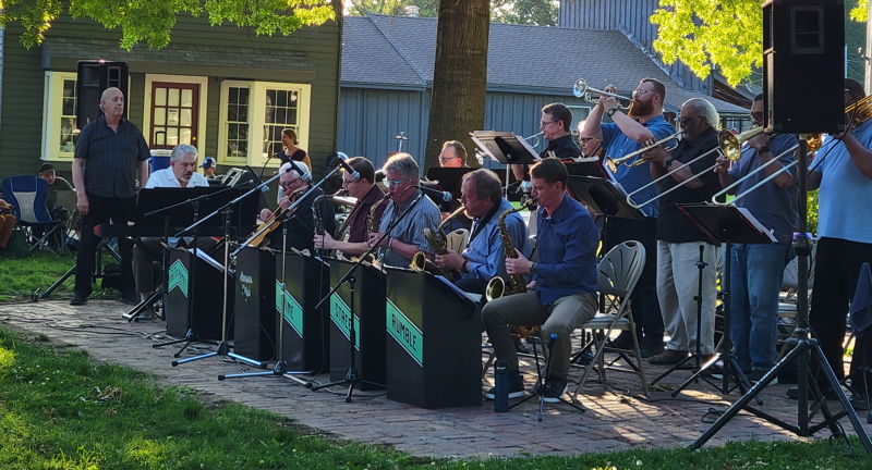 Jammin’ on the Green: VINE STREET RUMBLE