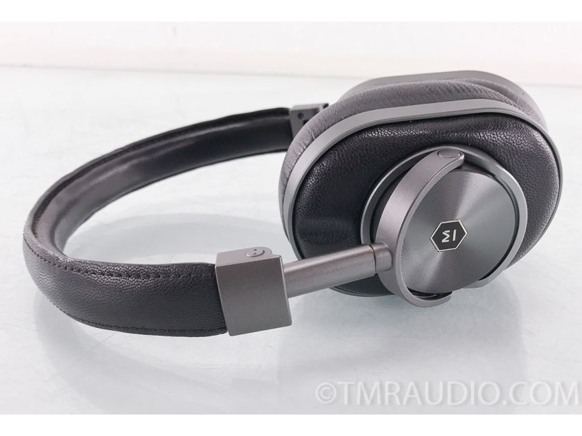 Master & Dynamic MW60 Bluetooth Wireless Over-Ear Gunmetal / Black Leather (2539)