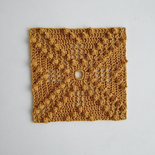 Rhapsody in grey granny square voor dekens, tassen, kleding