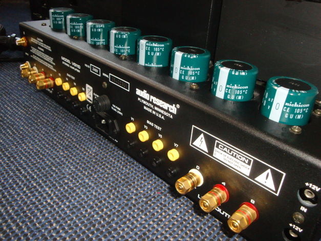 Audio Research VS-110 excellent condition (240 volt)