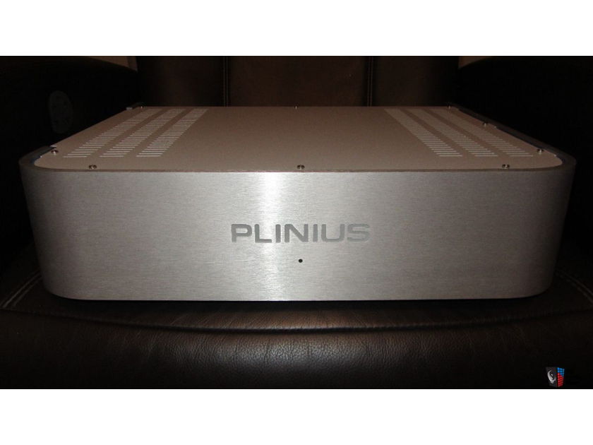 Plinius P-10 Stereo Amplifier in Silver - Like New