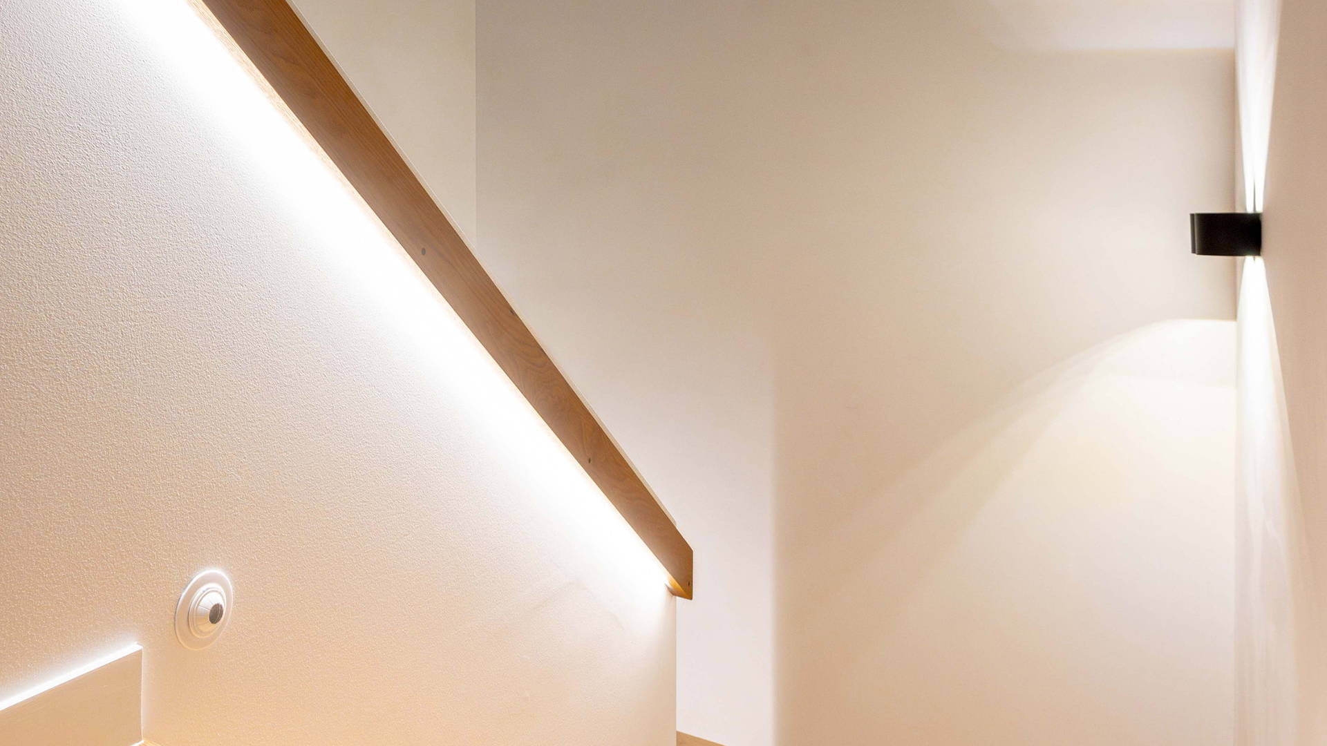 LED Strip Lighting by Havit, Smart Controllable LED Strip Lighting, Up & Down Smart Wall Lights by Havit Commercial