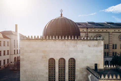 Budapest Grand Half-Day Jewish Heritage Tour