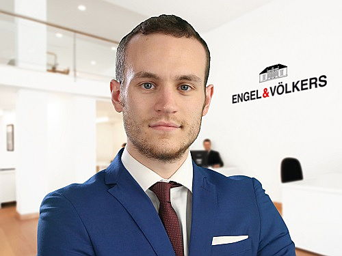  Hamburg
- Alberto Vettore, Expansion Manager E&V Italia