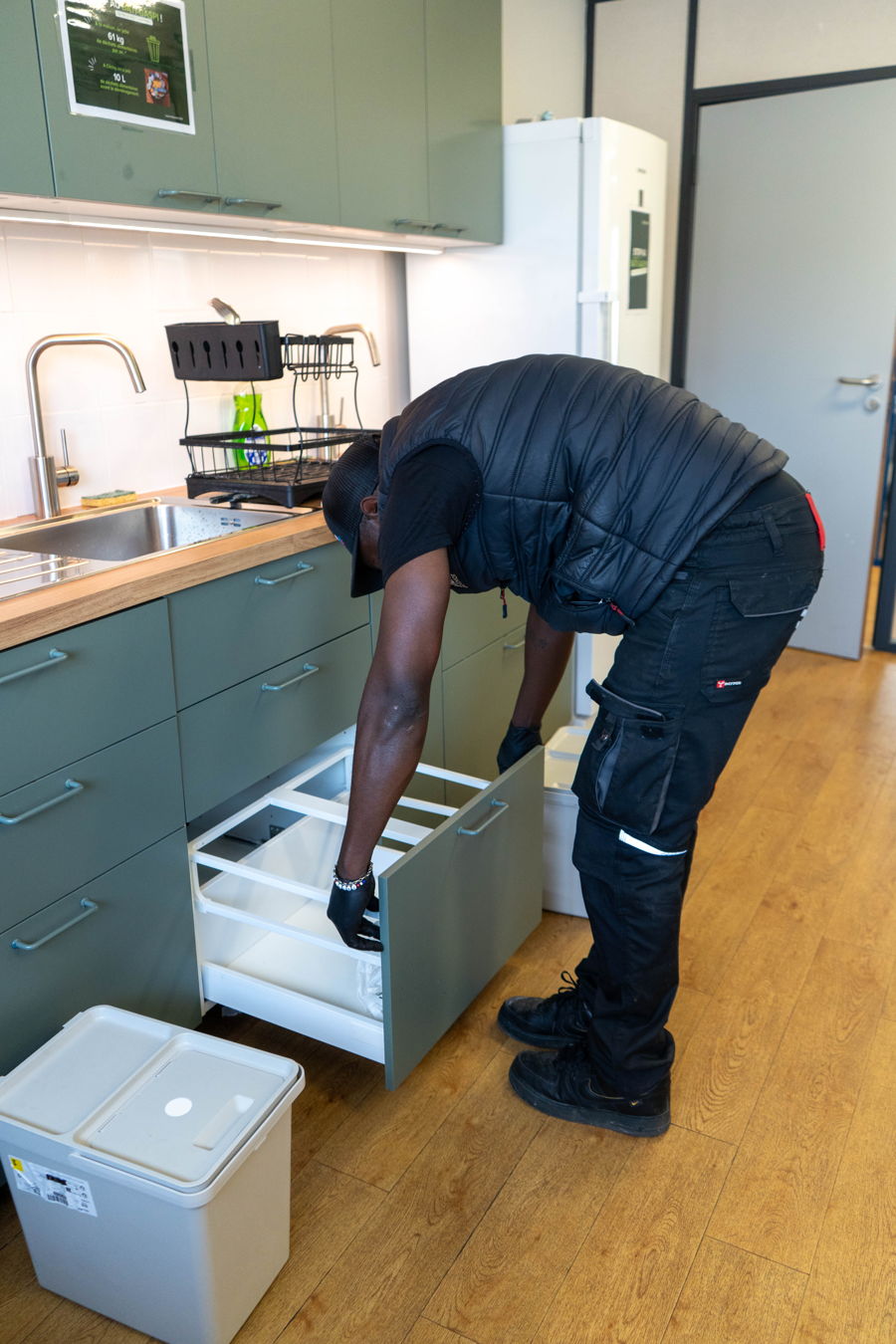 Désinsectisation à Clichy : une cuisine professionnelle assainie — photo 2