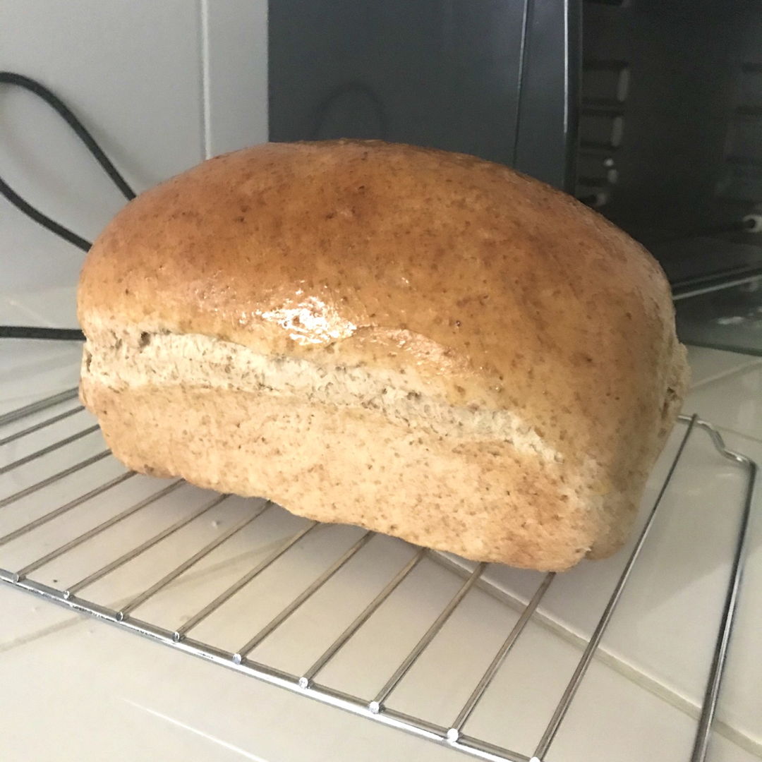 Wholemeal bread 😊 Happy with the results! 🌼