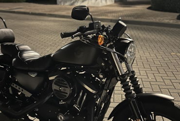 2022 HARLEY-DAVIDSON IRON 883 motorcycle for rent near Miami, FL
