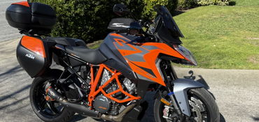 2023 KTM 1290 SUPER DUKE GT motorcycle for rent near Mountain View, CA