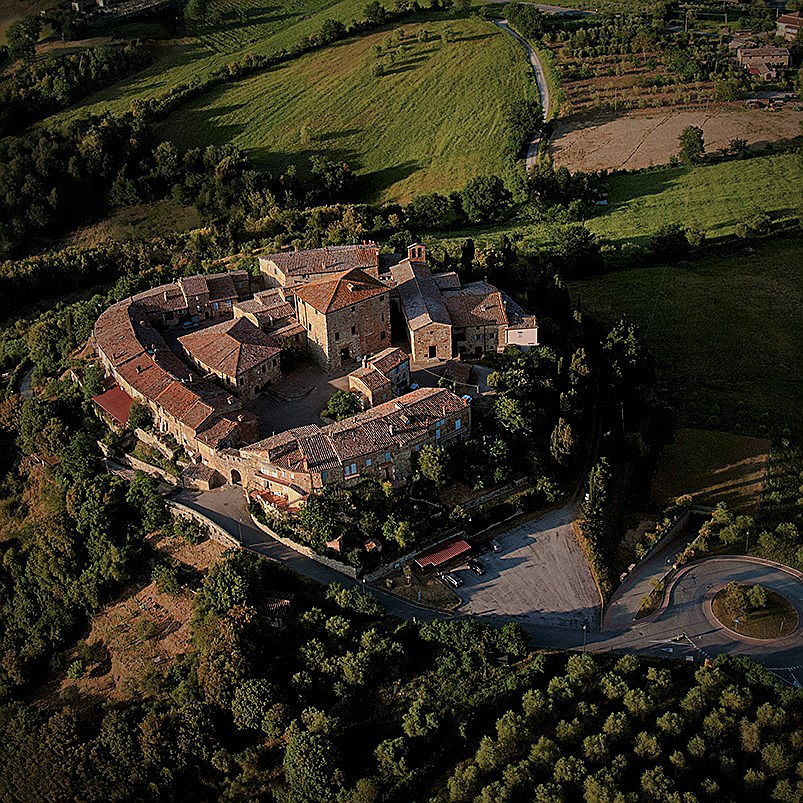  Siena (SI)
- Castle of Murlo, Siena, Tuscany, Italy