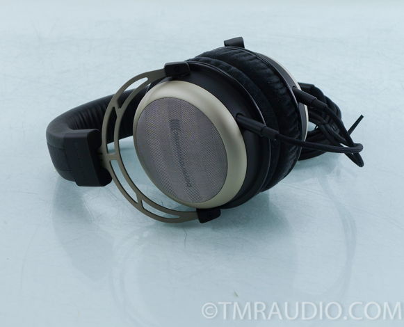 Beyerdynamic T1 Headphones (1056)