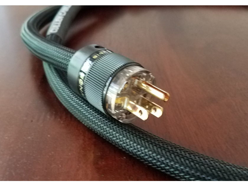 Cullen Cable Gold Series Power Cable 6 ft. In Excellent Condition