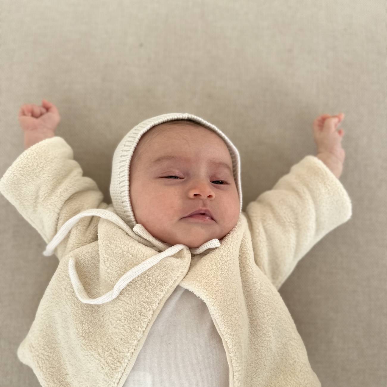 bonnet joli nous tour de cou tricot laine mérinos cashwool Italie bébé enfant junior et adulte qualité élégance premium marque suisse excellence