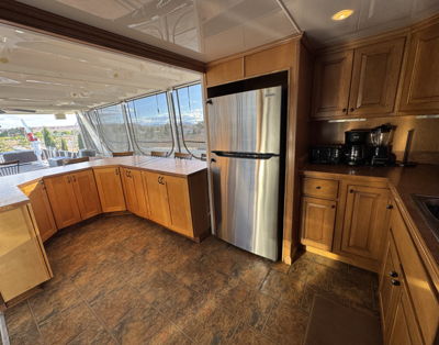 Boat Image 8