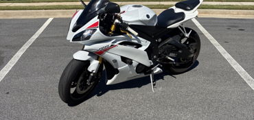 2015 YAMAHA YZF-R6 motorcycle for rent near McDonough, GA