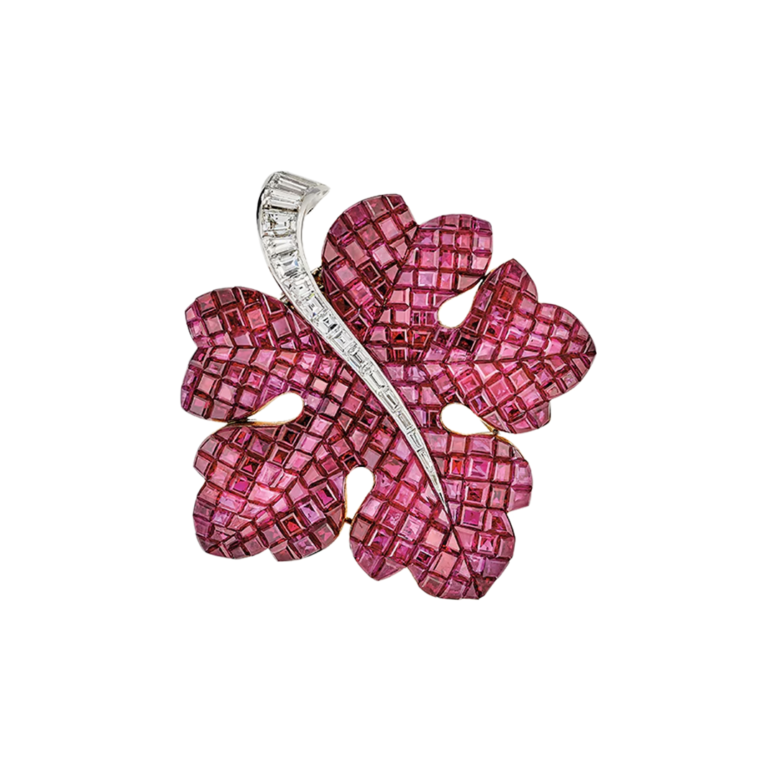 Van Cleef & Arpels Mystery Set Signature, 1933–Present jewelry maker's mark