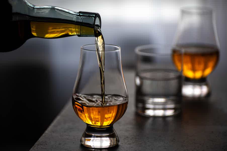 Small-Group History of Whisky Tour with Tasting - photo 2
