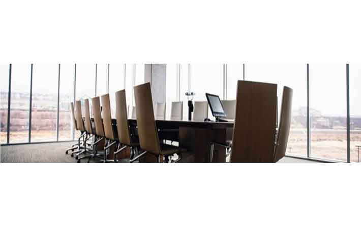 Hochwertige Konferenztische