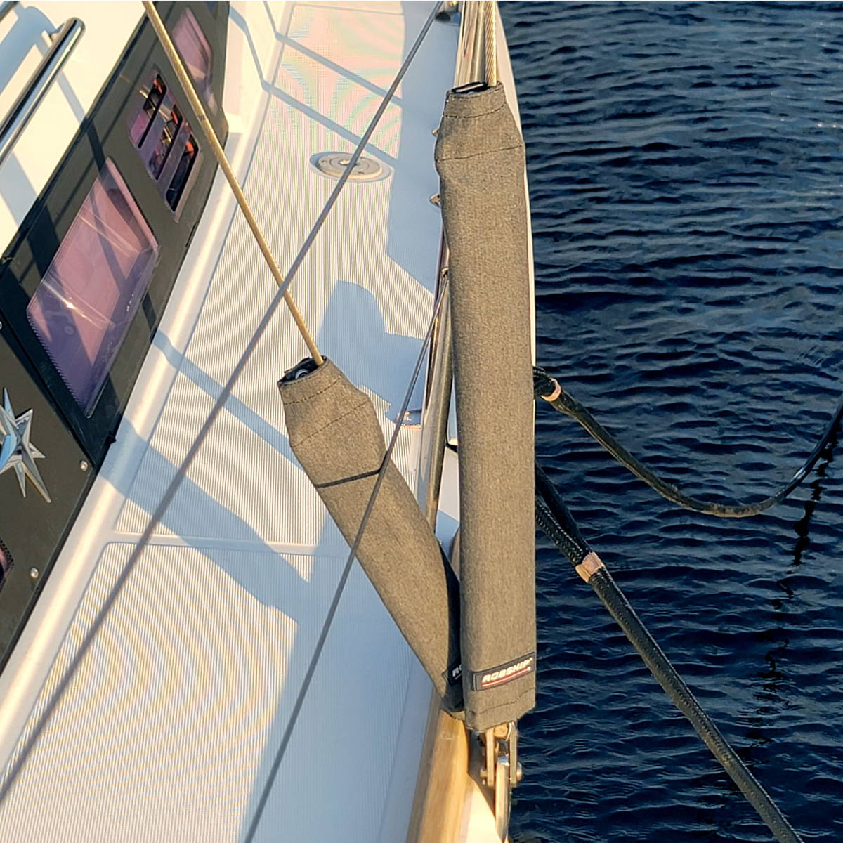 Cover, Turnbuckle, MK2 — cover_turnbuckle_mk2_onboard_image_03-min.jpg