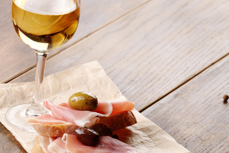 tapas white wine PickYourDay.jpg