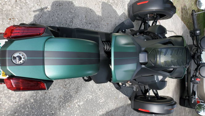 Rent a Can-Am motorcycle in Orlando, FL | Riders Share