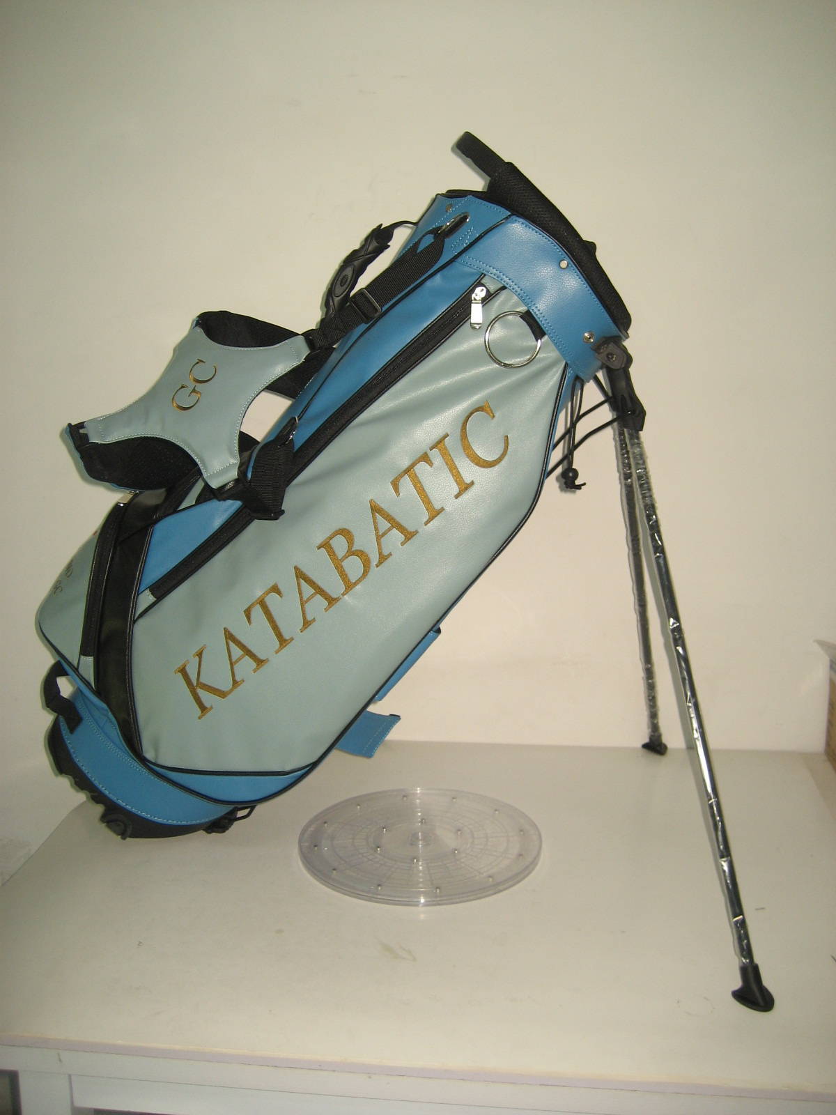 Customised football club golf bags by Golf Custom Bags 151