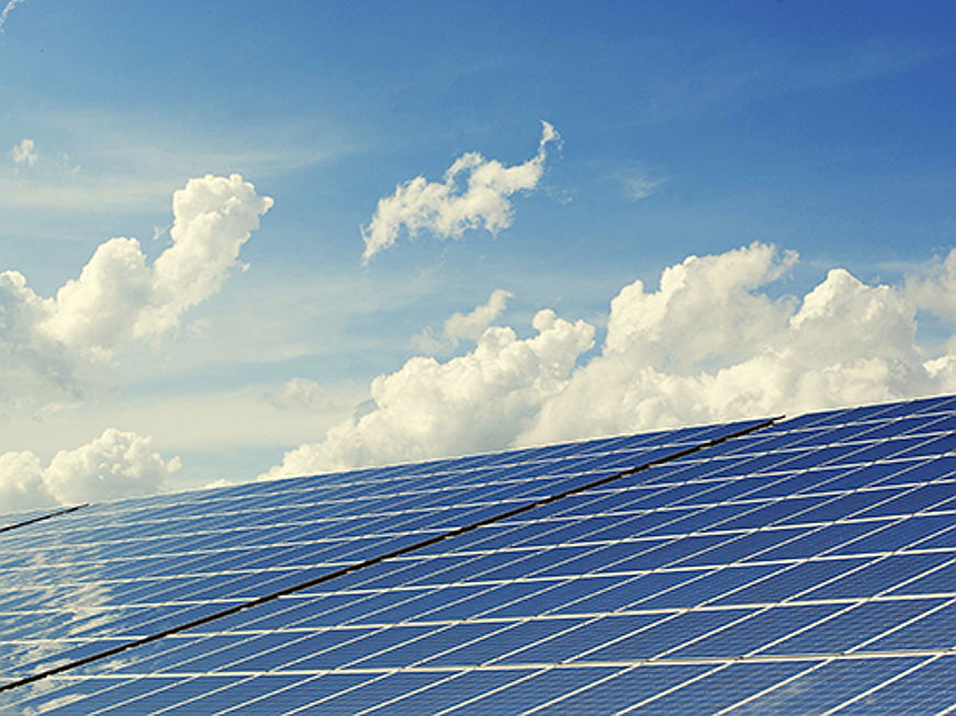  Courmayeur
- Une installation photovoltaïque à la maison : bon à savoir et conditions préalables ; économiser de l’énergie ; Engel & Völkers vous informe