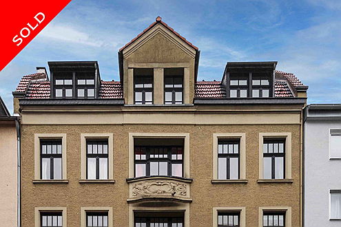  Cologne
- A classic facade and a spacious roof terrace are among the key features of this apartment sold by our team