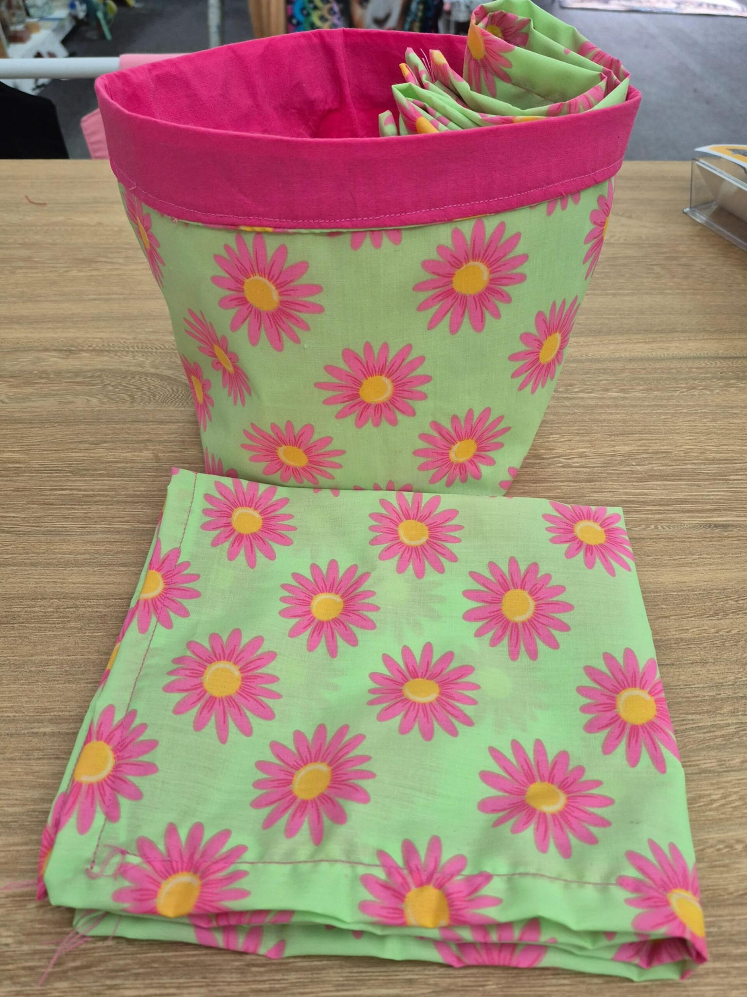 Twisted Retro - Image 6