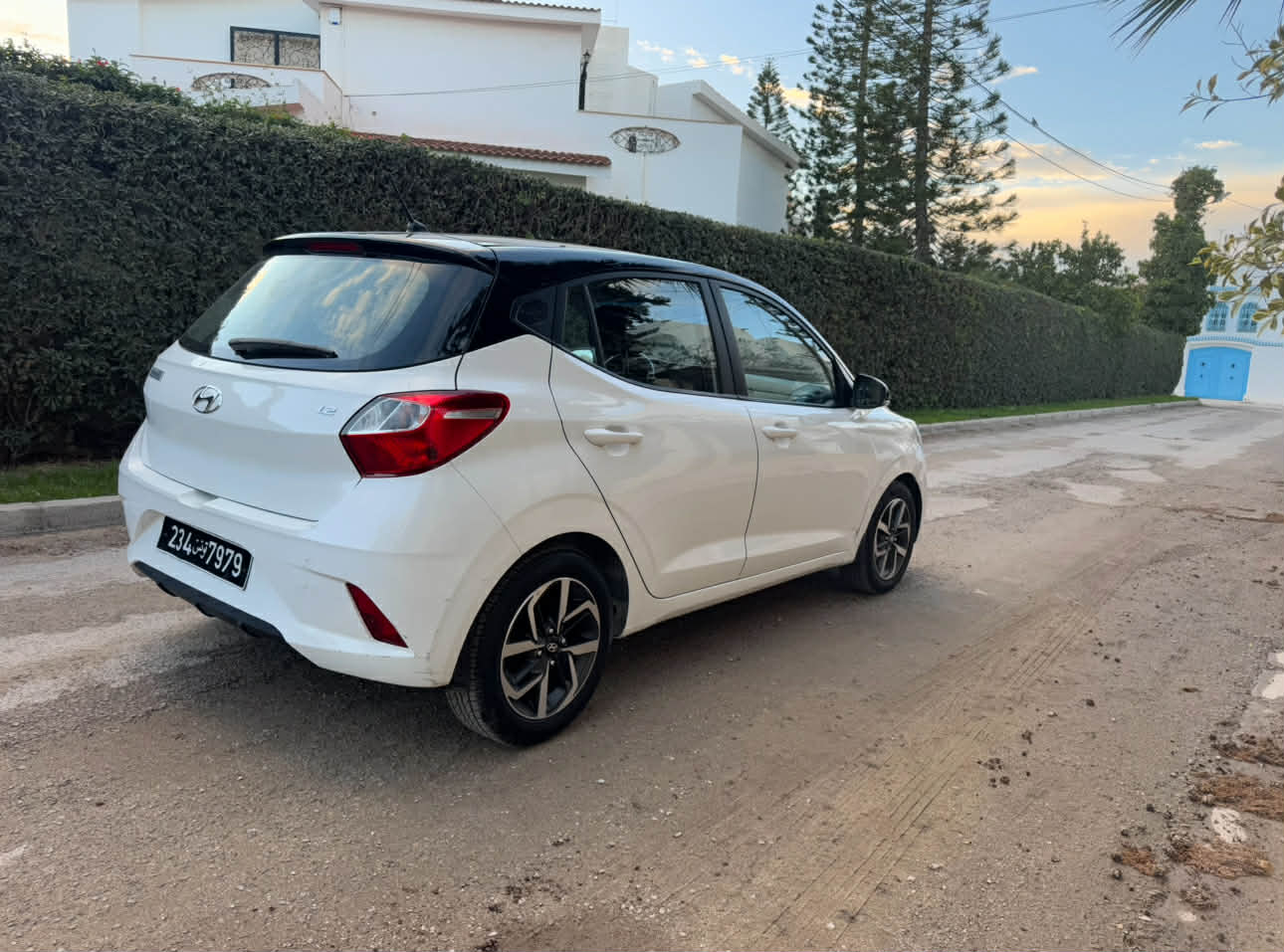 Hyundai i10 2023 - Miniature 3