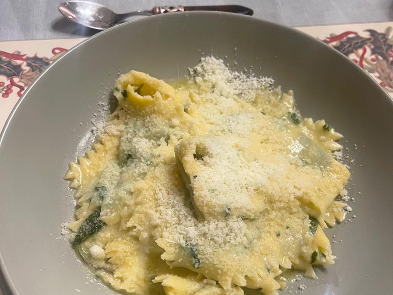 Cursos de cocina Bolonia: Ravioli de espinacas y ricotta y tagliatelle de la abuela Lina.