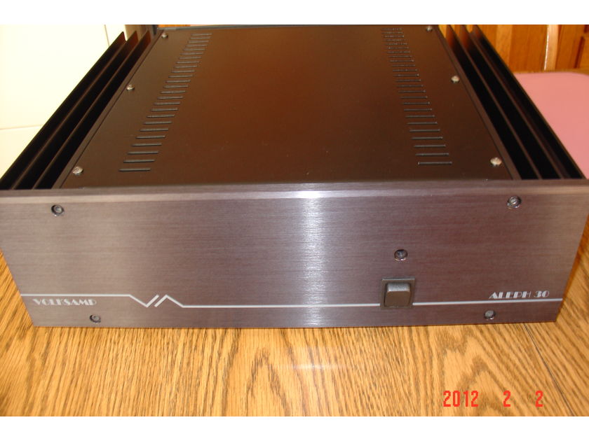 Pass Labs Volksamp Aleph 30 Class A power amp