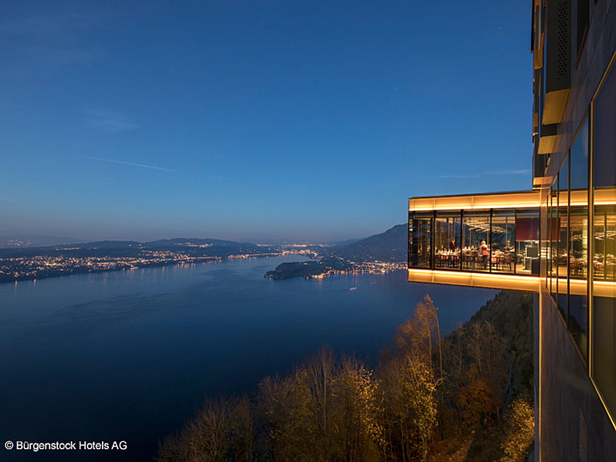  Zug
- Top Agents 2018 Anlass im Bürgenstock Resort