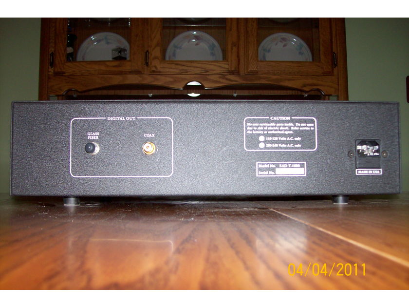 ENLIGHTENED AUDIO DESIGNS (EAD) T-1000 CD TRANSPORT