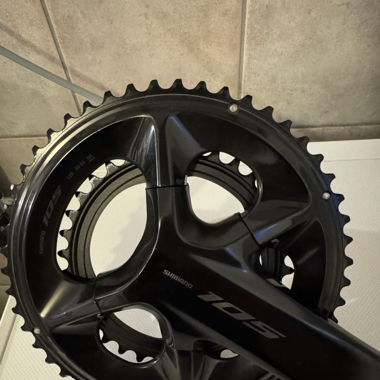 Pédalier Shimano 105