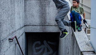 kind catleap draussen