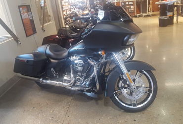 2018 HARLEY-DAVIDSON FLTRXS ROAD GLIDE SPECIAL motorcycle for rent near Aurora , CO