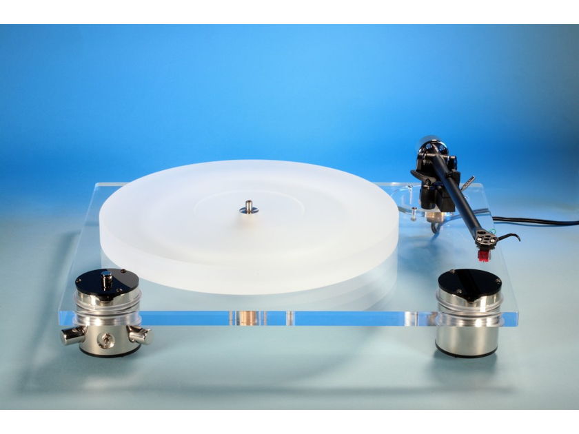 Scheu Analog Cello Turntable From Germany  with Rega RB202