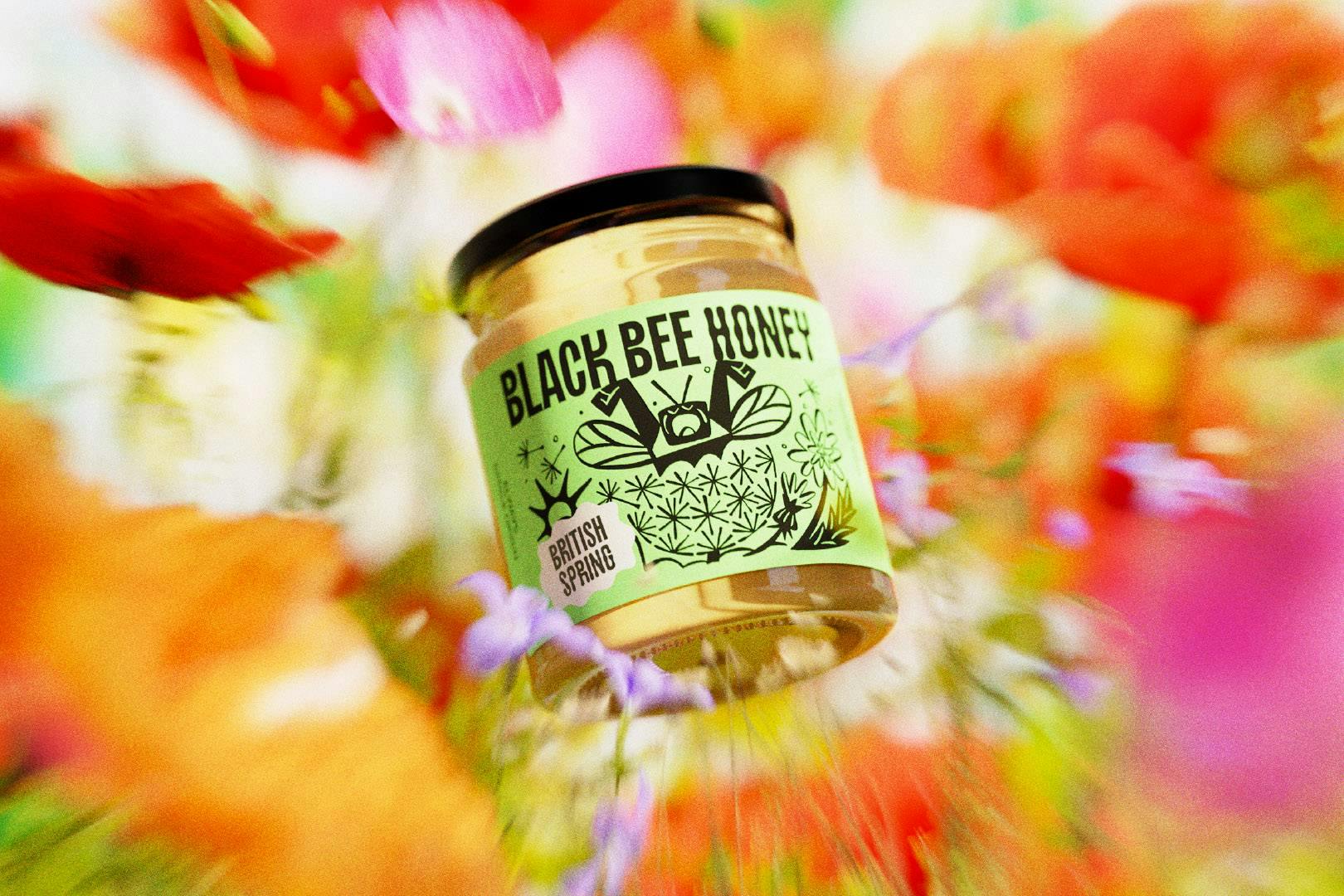 OMSE’s Black Bee Honey Design Offers Consumers a Peak Into the World of Bees