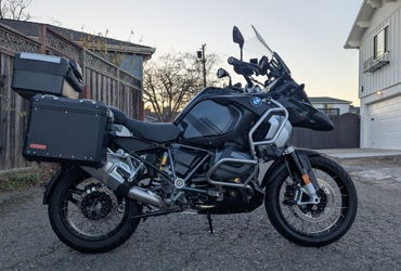 2023 BMW R 1250 GS ADVENTURE "BLACK STORM METALLIC / AGATE GREY (TRIPLE BLACK)" motorcycle for rent near Millbrae, CA