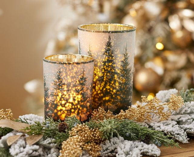 Mudpie Christmas Home Decor Festive Chip and Dip Serving Trays