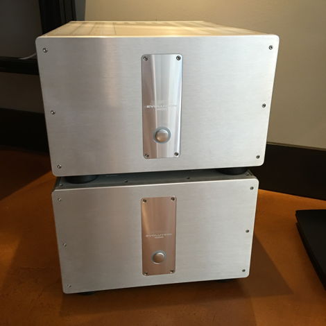Krell Evolution 400  Mono Amplifiers (pair)