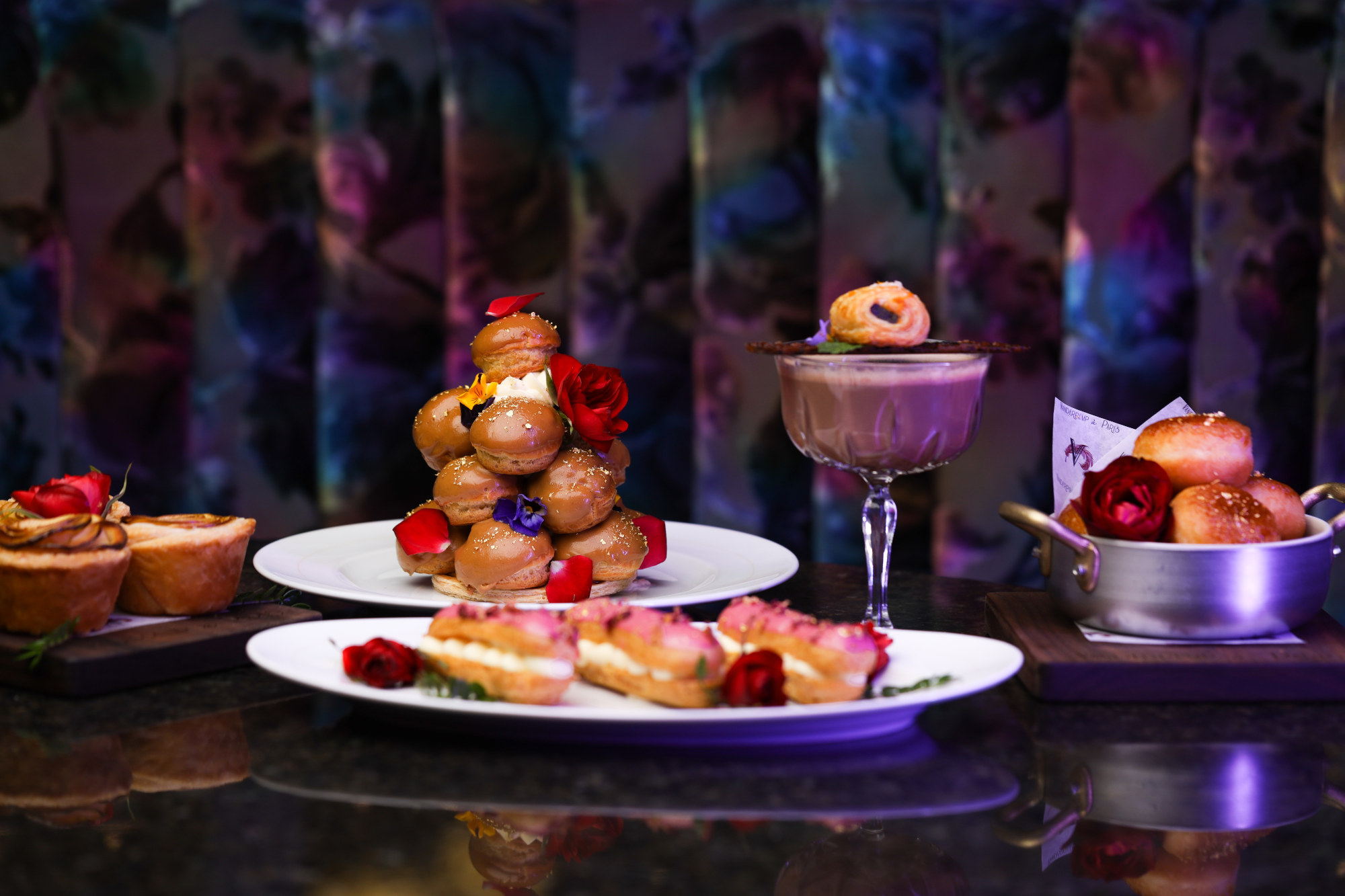 Vanderpump  Paris Uploaded on 2022-03-22