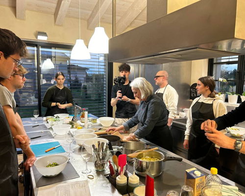 Corsi di cucina Stra: Viaggio nella cucina sostenibile con la Cesarina Stefania