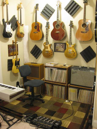 I like to play music too!