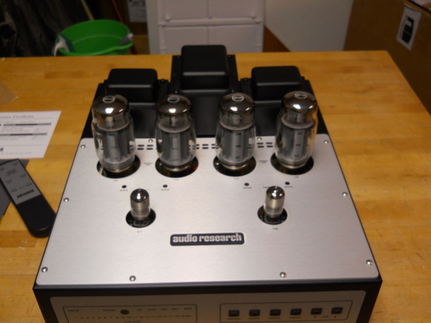 Audio Research VSi60 Integrated Amp (KT-120)