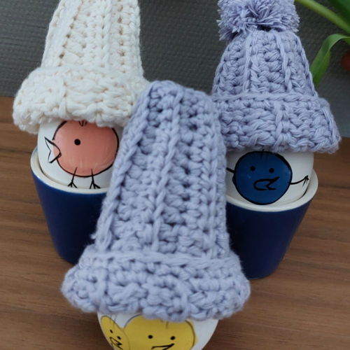 Egg hat or egg warmer, fun for Easter!