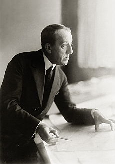  Uccle
- Henry van de Velde, c. 1910 (Photo: Louis Held © Klassik Stiftung Weimar)